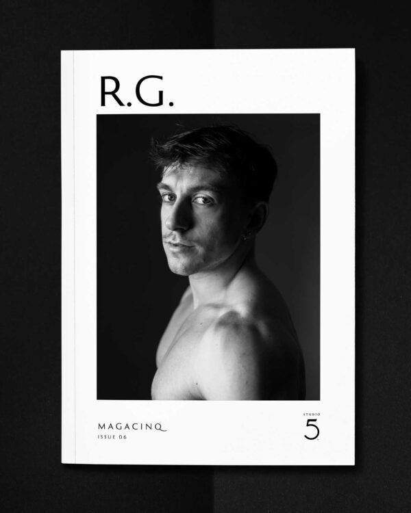 MAGACINQ No.6 Romain – Nu Artistique | Studio5th